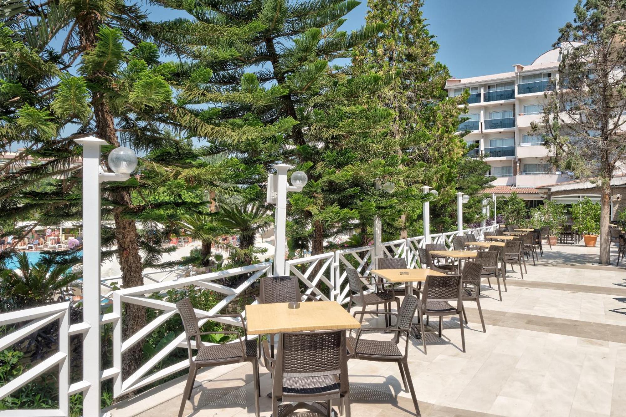 Seaden Corolla Otel